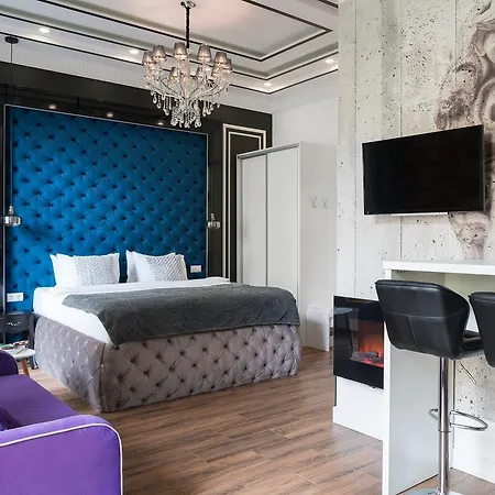 Theatre Boutique Apartahotel 3*